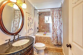 Delta Junction Retreat w/ Northern Lights Cabin!