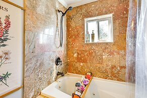 Delta Junction Retreat w/ Northern Lights Cabin!