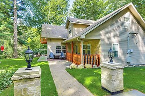 Coloma Retreat w/ Fire Pit, Walk to Beaches!