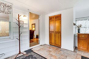 Charming Hillsboro Home < 1 Mi to Downtown!