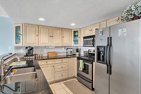 Chic Ocean City Condo Steps From The Beach 2 Bedroom Condo by RedAwnin