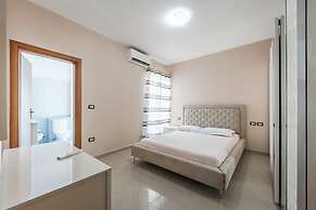 The City Grand Veranda