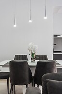 The City Grand Veranda