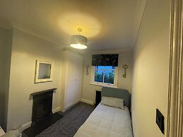 Shepherds Bush London Retreat