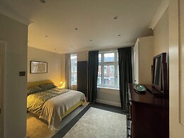Shepherds Bush London Retreat