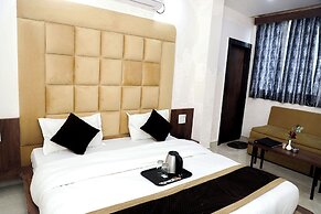 Hotel Vatika Palace Narmadapuram