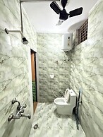 Anukampa paying guest house