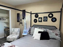 Katy Hideaway Charming 3 Bdr!