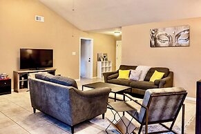 Katy Hideaway Charming 3 Bdr!