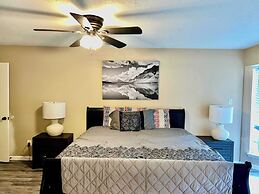 Katy Hideaway Charming 3 Bdr!