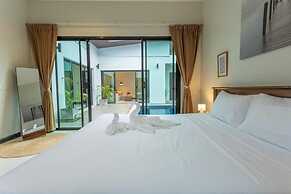 2Beds pool night market  Soi Namjai v122