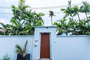 2Beds pool night market  Soi Namjai v122