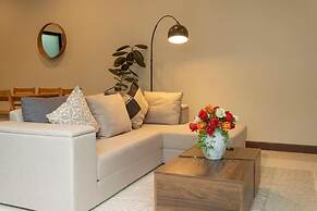 2Beds pool night market  Soi Namjai v122