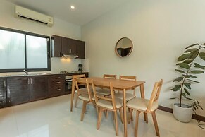 2Beds pool night market  Soi Namjai v122