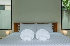 2Beds pool night market  Soi Namjai v122