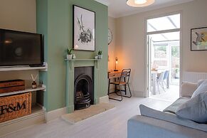 Stunning Townhouse with Large Garden