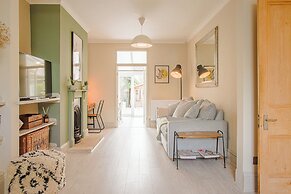 Stunning Townhouse with Large Garden