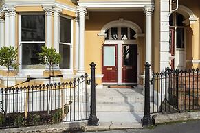 Luxury Apartment on Stuart Street