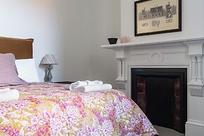 Luxury Apartment on Stuart Street