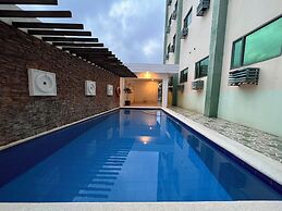 Hubomoto People's Suite