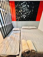 Hubomoto People's Suite