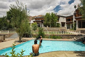 Hotel Ladakh Retreat