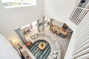 Spacious Villa: Pool, Game Room & Themed Rooms