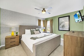 Spacious Villa: Pool, Game Room & Themed Rooms