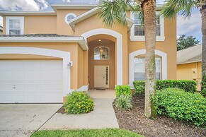 Spacious Villa: Pool, Game Room & Themed Rooms