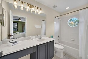 Spacious Villa: Pool, Game Room & Themed Rooms