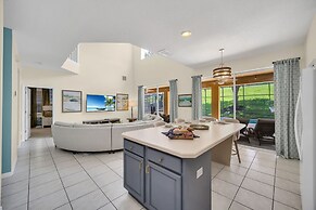 Spacious Villa: Pool, Game Room & Themed Rooms