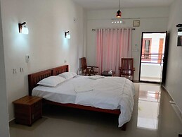 CHAEL Airport Residency