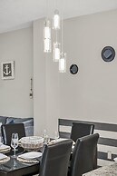 Family Oasis, Cozy Retreat With Bunk Room