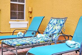 Family Oasis, Cozy Retreat With Bunk Room