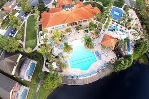 Family Oasis, Cozy Retreat With Bunk Room