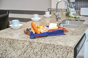 Family Oasis, Cozy Retreat With Bunk Room