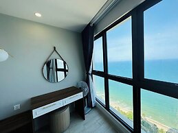 Gold Coast Apartment