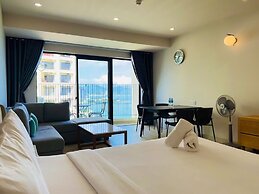 Gold Coast Apartment