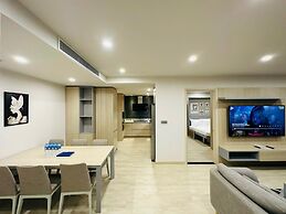 Gold Coast Apartment