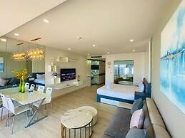 Gold Coast Apartment