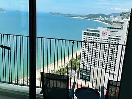 Gold Coast Apartment