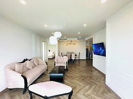 Gold Coast Apartment