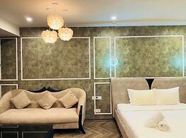 Gold Coast Apartment