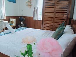 Sea-breeze homestay