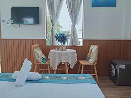 Sea-breeze homestay