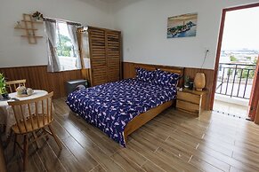 Sea-breeze homestay