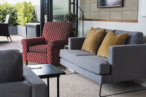 Deluxe Inner-city Apartment on Moray