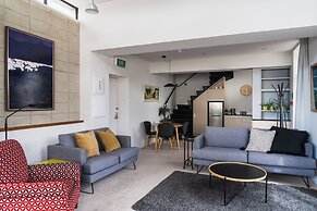 Deluxe Inner-city Apartment on Moray