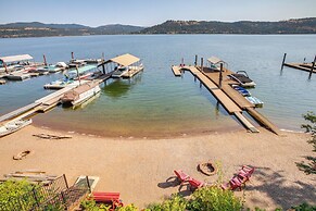 Coeur D'alene, Idaho Lake House W/beautiful Views!