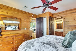 Private Boat Dock: Waterfront Lake Murray Haven